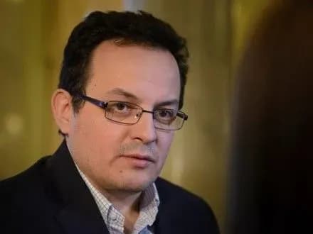 tretina-deputativ-ne-znala-scho-voni-golosuyut-za-pidvischennya-sobi-zarplat-nardep