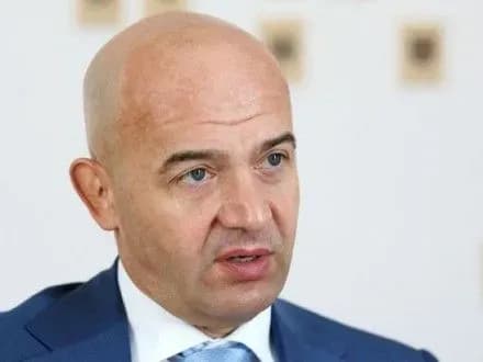 byudzhetniy-komitet-zavtra-rozglyane-pitannya-schodo-skasuvannya-pidnyattya-zarplat-nardepam-i-kononenko