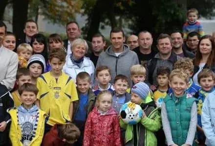 a-shevchenko-zustrivsya-z-predstavnikami-ukrayinskoyi-diaspori-v-velikiy-britaniyi