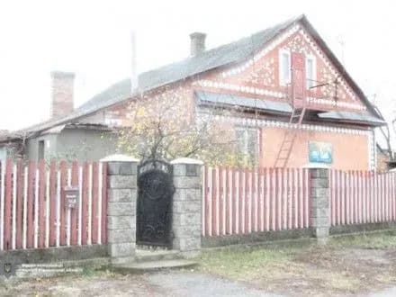 sin-vzyav-u-zaruchniki-vlasnu-matir-na-rivnenschini