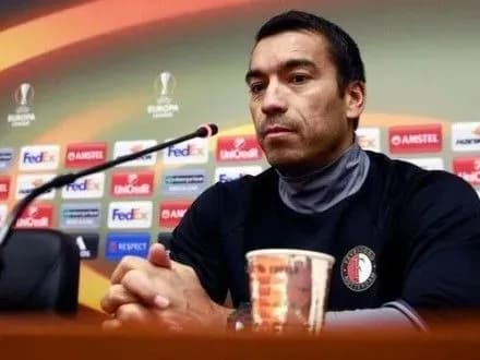 nastavnik-feyyenorda-nazvav-zakhist-silnoyu-storonoyu-zori