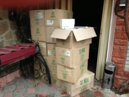 sklad-iz-kontrafaktnimi-sigaretami-viyavili-na-odeschini