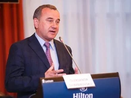 o-dombrovskiy-viyavivsya-nayskromnishim-vinnichaninom-u-vladi-zmi