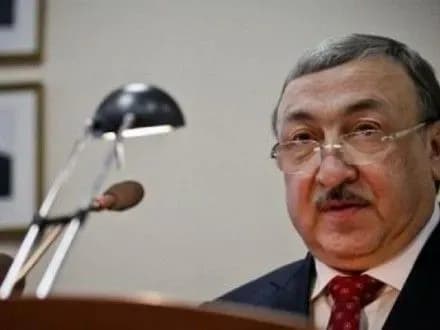 eks-golova-vischogo-gospsudu-viyikhav-za-kordon-na-likuvannya-gpu