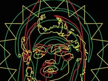 na-mistsi-pamyatnika-leninu-v-kiyevi-zbirayutsya-vidkriti-instalyatsiyu