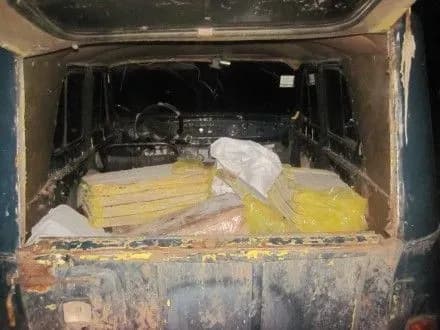 ukrayinets-namagavsya-nezakonno-perepraviti-do-rf-400-kg-myasa-ta-farshu