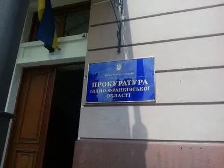 na-prikarpatti-suditimut-rivnenchanina-yakiy-zaviz-ponad-10-tis-l-spirtu-dlya-zbutu-v-oblasti