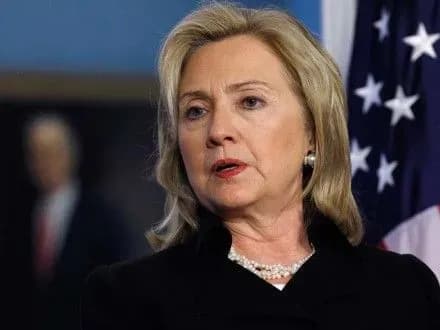 kh-klinton-privitala-l-trampa-z-peremogoyu-na-viborakh