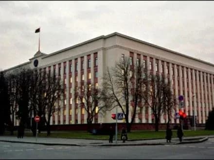 v-o-lukashenka-povidomili-scho-p-poroshenko-vibachivsya-za-intsident-iz-litakom-aviakompaniyi-belavia