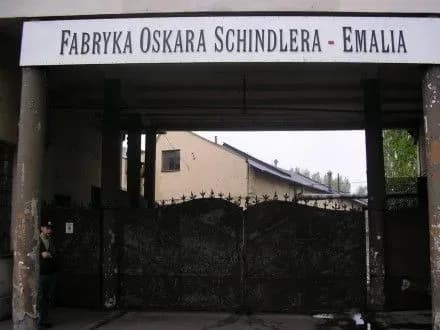 fabriku-o-shindlera-ogolosili-pamyatnikom-kulturi