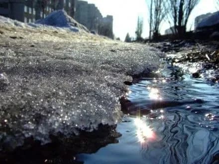 pid-kinets-tizhnya-v-kiyevi-ochikuyetsya-poteplinnya