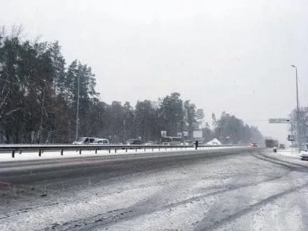 obmezhennya-rukhu-transportu-na-zhitomirschini-skasovano-ukravtodor