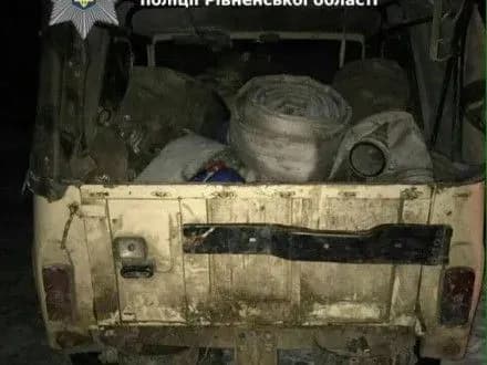 u-starateliv-burshtinu-na-rivnenschini-viluchili-chotiri-motopompi-ta-dva-avtomobili