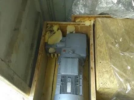 nevidomi-namagalisya-vidpraviti-do-rf-zapchastini-do-viyskovikh-litakiv-ta-pidvodnikh-chovniv