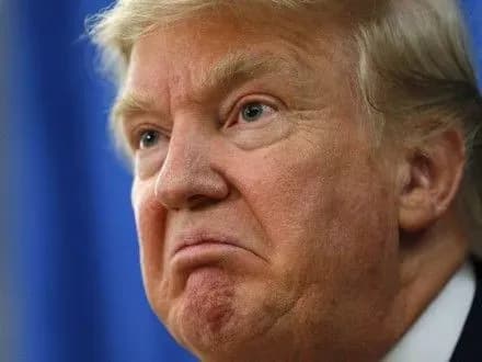 tramp-viplatit-25-mln-dlya-vregulyuvannya-pozovu-pro-shakhraystvo