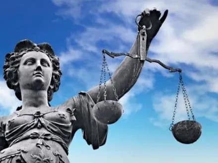 yu-lutsenko-rozpoviv-za-yakikh-umov-ukrayina-ratifikuye-rimskiy-statut