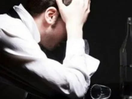 cholovik-vkrav-groshi-u-susida-zaradi-vipivki-na-cherkaschini