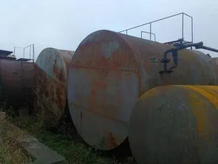 na-vinnichinni-nezakonno-zmishuvali-i-realizovuvali-rizni-komponenti-paliva