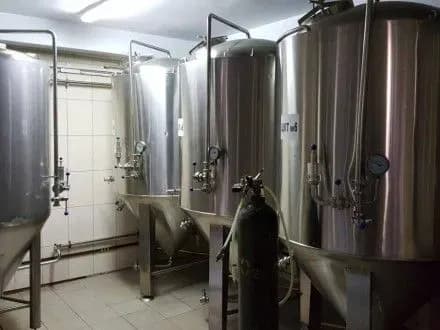 viyavili-nezakonne-vigotovlennya-falsifikovanogo-piva-na-poltavschini