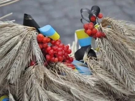 u-zhitomiri-vshanuvali-pamyat-zhertv-golodomoriv