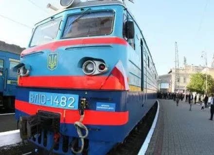 ukrzaliznitsya-zaproponuvala-mininfrastrukturi-pidvischiti-tsini-na-perevezennya-v-omelyan