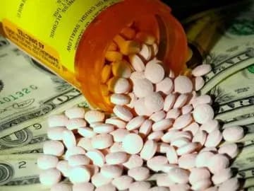 o-okhrimenko-osnovnim-faktorom-scho-vplivaye-na-tsini-inozemnikh-likiv-ye-devalvatsiya-grivni