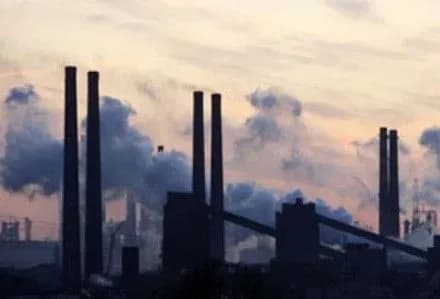 a-khug-obsyagi-promislovogo-virobnitstva-na-donbasi-znizilisya-do-minimumu