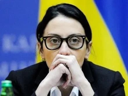 kh-dekanoidze-vislovila-spivchuttya-rodinam-pravookhorontsiv-yaki-zaginuli-pid-chas-perestrilki-bilya-brovariv