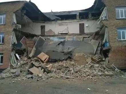 u-spravi-obvalu-shkoli-u-vasilkovi-sche-nemaye-pidozryuvanikh-politsiya