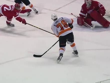 khokeyisti-filadelfiyi-vstanovili-naydovshu-peremozhnu-seriyu-sezonu-v-nkhl