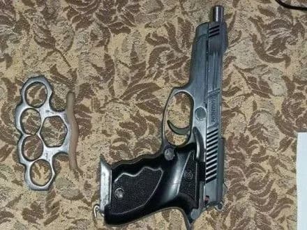 narkotiki-ta-zbroyu-viyavili-u-zlochintsiv-na-lvivschini