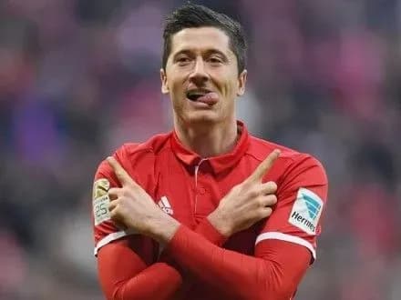 napadnik-r-levandovski-prodovzhiv-kontrakt-iz-fk-bavariya