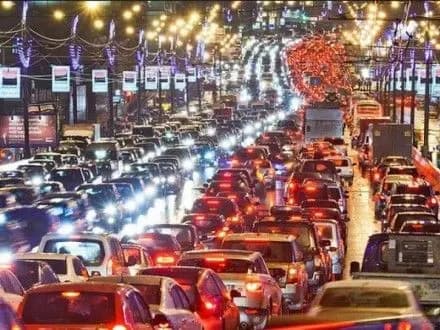 zatori-v-stolitsya-syagnuli-vosmi-baliv