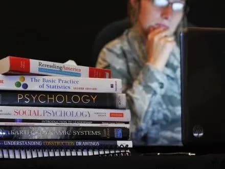 v-minoboroni-rozpovili-pro-udoskonalennya-viyskovoyi-osviti-v-ramkakh-programi-deep