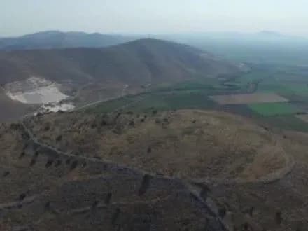 arkheologi-viyavili-v-gretsiyi-starodavnye-misto