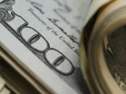 v-ukrayini-sposterigayetsya-vidnosno-stabilniy-kurs-grivni-mert