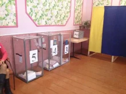 opora-na-volini-viborets-progolosuvav-za-chuzhim-pasportom