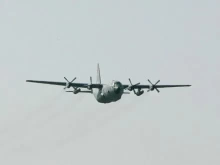 13-osib-zaginuli-pri-avariyi-litaka-v-indoneziyi