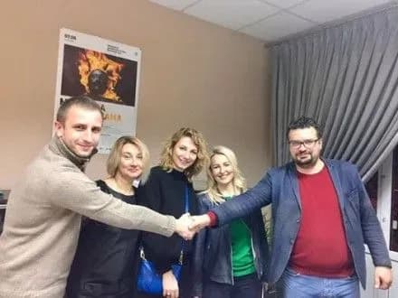 roman-v-shklyara-chorniy-voron-ekranizuyut