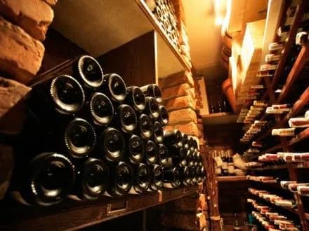 prokuratura-krimu-rozsliduye-spravu-schodo-kolektsiynogo-vina-dlya-v-putina-ta-s-berluskoni