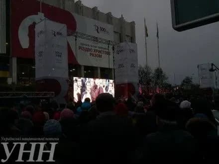 u-tsentri-kiyeva-rozpochalosya-svyatkuvannya-rizdva