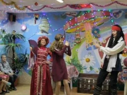 na-robotu-yak-na-svyato-profesiya-artista-dityachikh-svyat