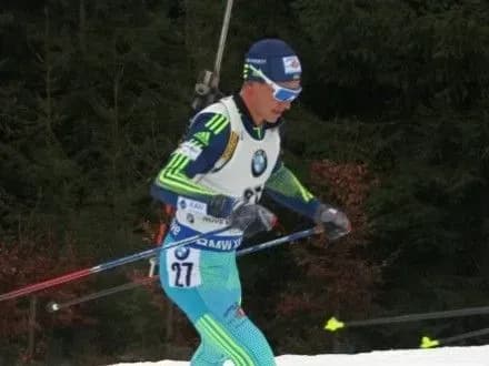 biatlonist-a-prima-uviyshov-do-desyatki-kraschikh-u-gontsi-peresliduvannya-v-obergofi