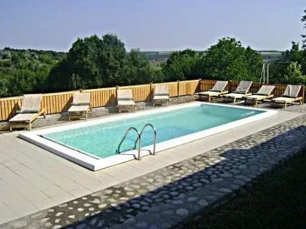 ditina-potonula-v-baseyni-na-kiyivskiy-bazi-vidpochinku