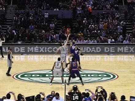 bk-finiks-sans-ukrayintsya-o-lenya-peremig-v-meksitsi-san-antonio-spers