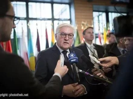 f-v-shtaynmayer-u-nato-zanepokoyeni-zayavoyu-d-trampa