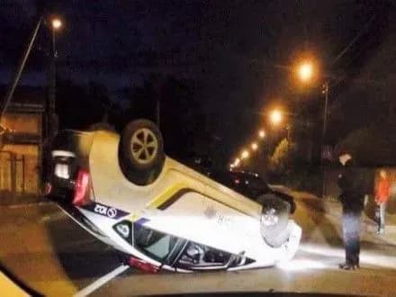 patrulni-dnipra-za-rik-roboti-rozbili-17-avtivok