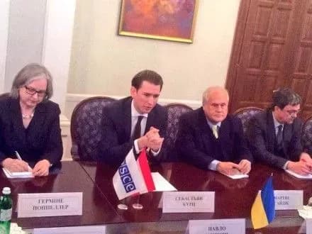 obsye-stane-advokatom-dlya-mirnikh-zhiteliv-donbasu-s-kurts