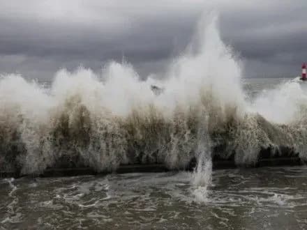 tisyachi-lyudey-zalishilisya-bez-elektroenergiyi-cherez-shtorm-na-pivdni-avstraliyi