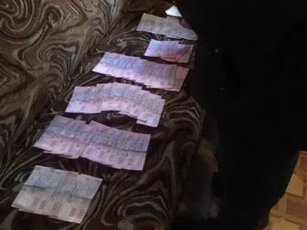 sbu-zatrimala-za-khabarnitstvo-dvokh-kerivnikiv-rayviddilu-politsiyi